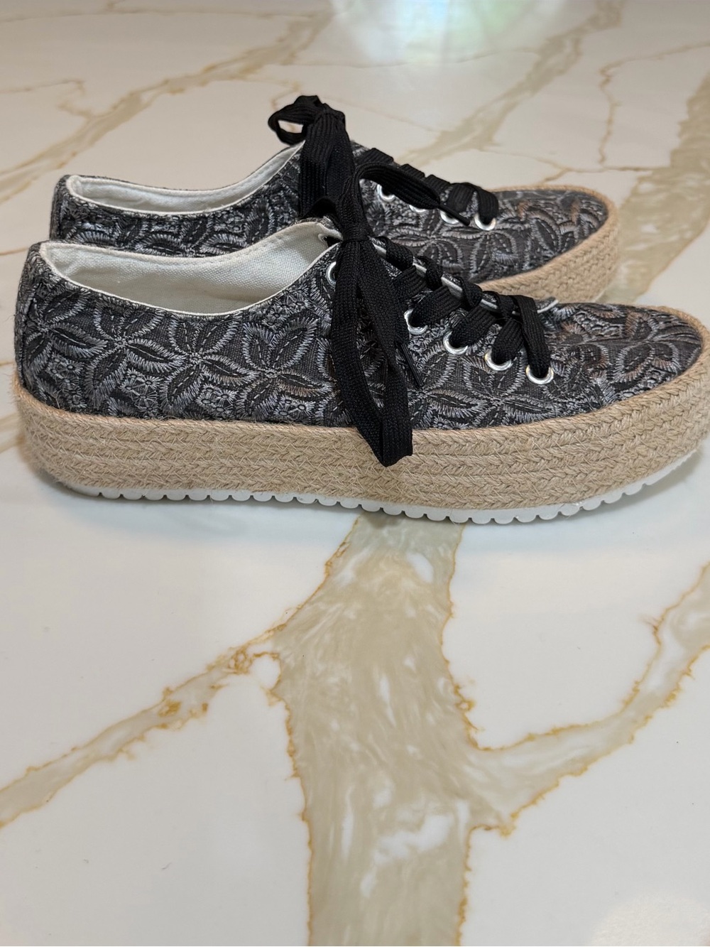 Black with metallic thread floral design espadrille sneakers